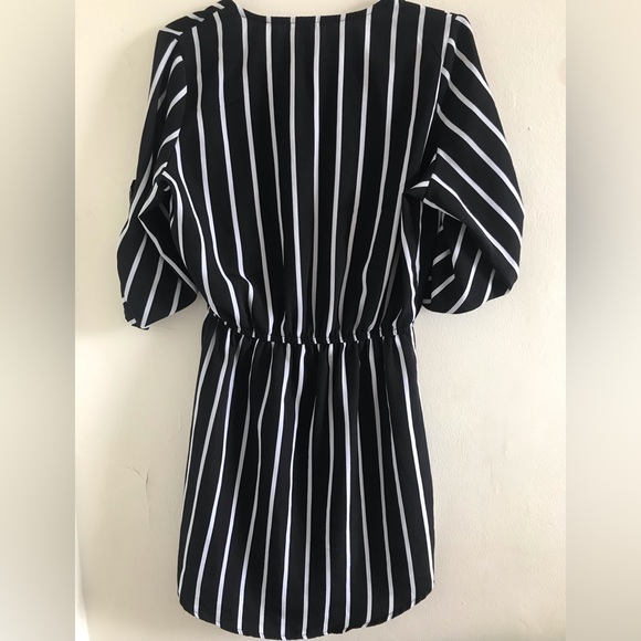 Urban Hertiage Striped Dress (B&W) - Picture 2 of 3